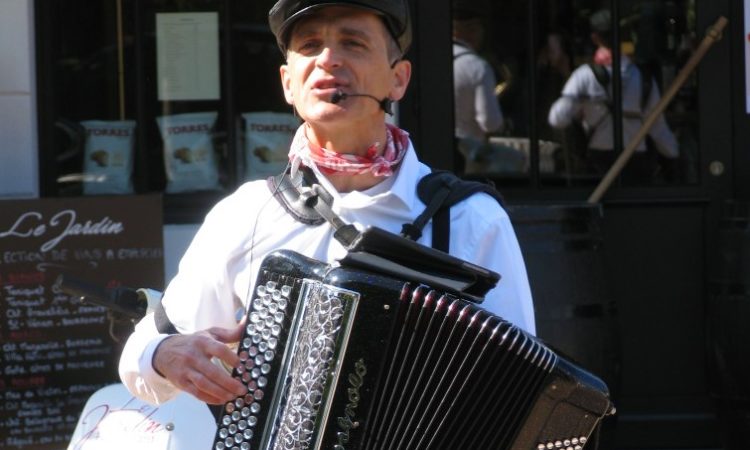 Animation chant, accordéon et trompette, Sunset