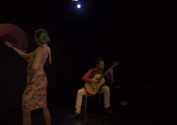 Concert guitare, danse, projection