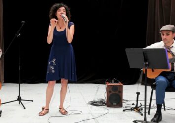 Animation chantée dans la joie et concert