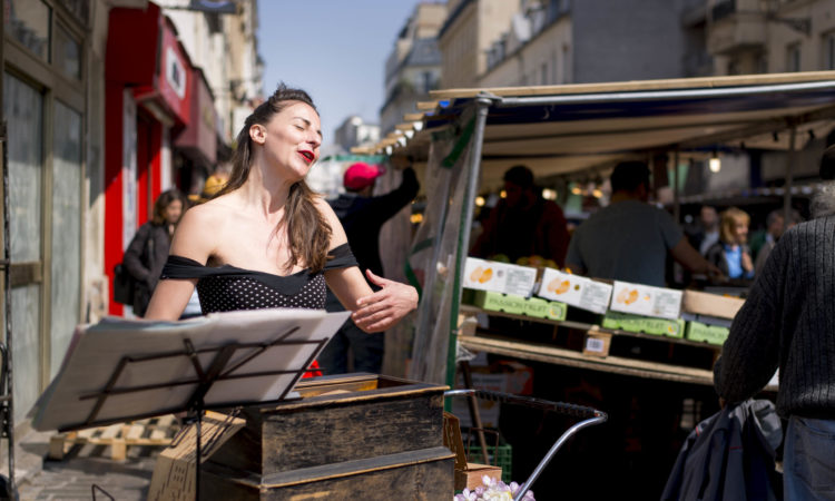 Chansons à l’orgue de Barbarie, L'enjoliveuse 1