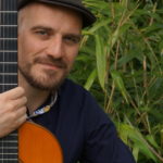 Chanteur guitariste professionnel