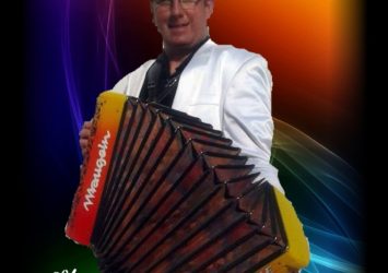 Accordéoniste, clavier, chanteur animateur, Eric Bayle