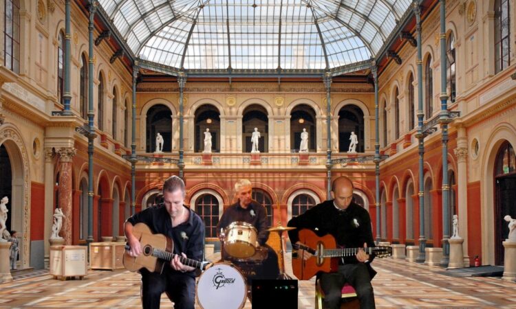 Plaza Manouche Trio